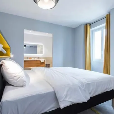 Luxury In *